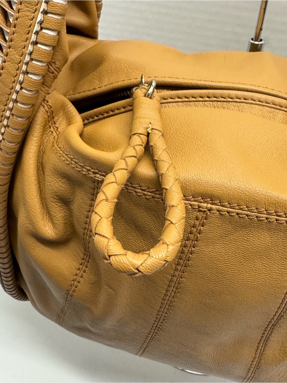 Women’s Tan Leather Hobo Bag - Stylish Everyday Shoulder Bag - Picture 8 of 12